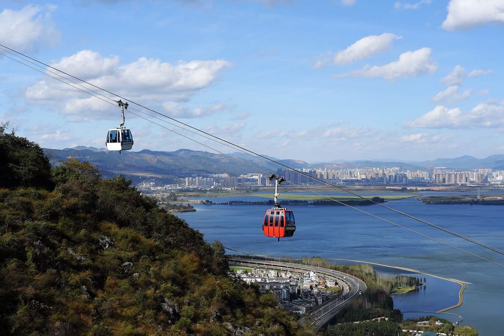 昆明滇池西山索道景區(qū)